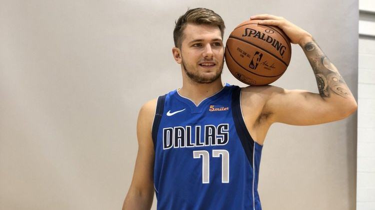 果断投资年 果断投资年