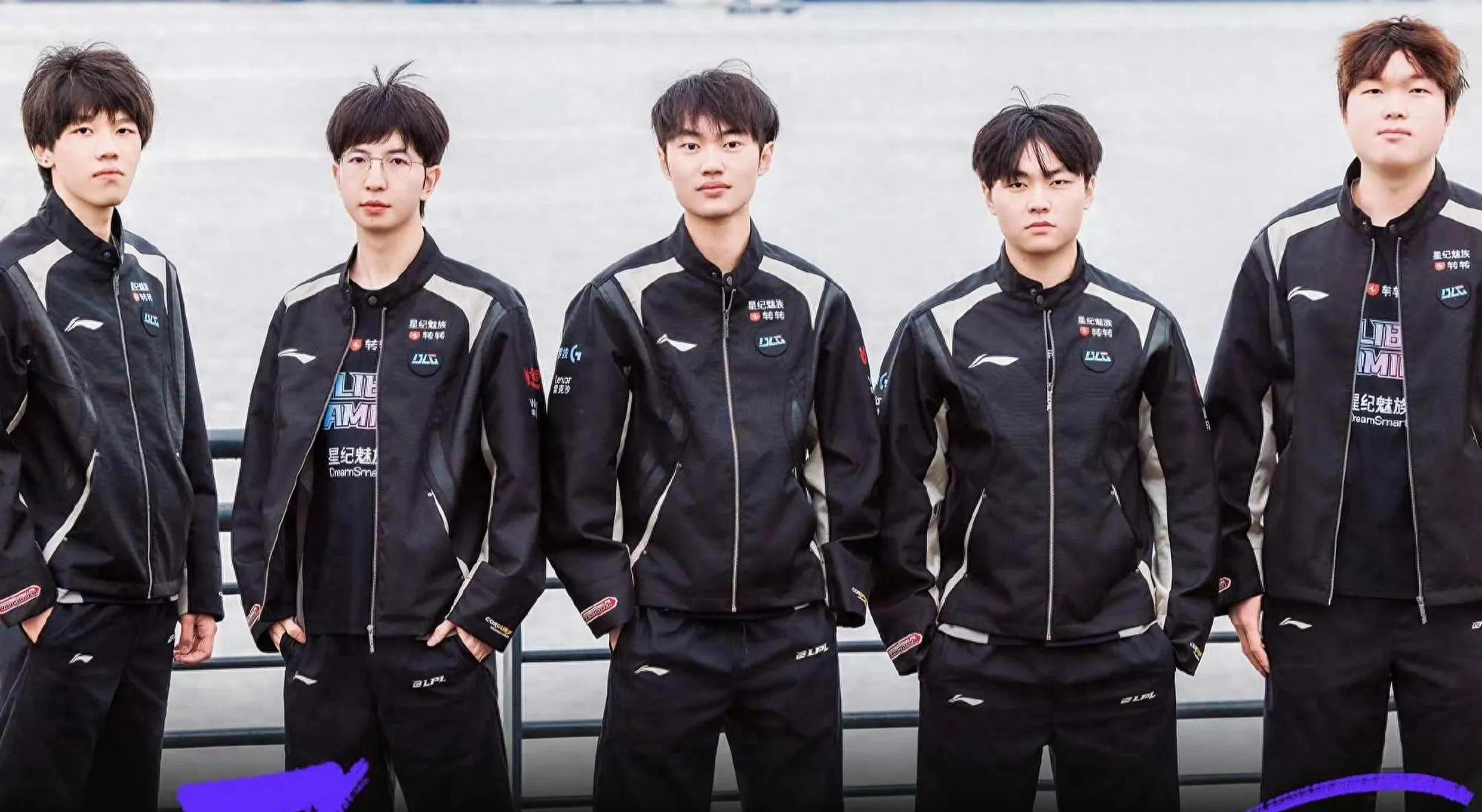 不仅是一名 不仅是一名