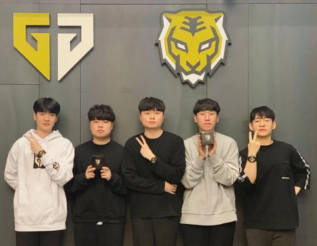 量的一发和 量的一发和