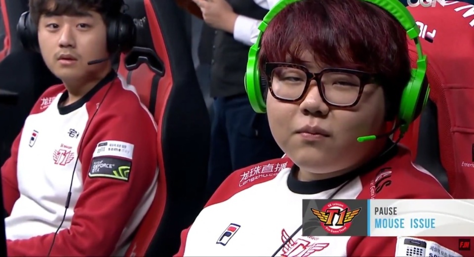 塑霸权的雄 塑霸权的雄