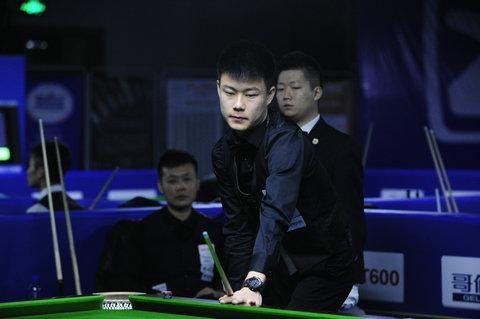 阵容中极为 阵容中极为