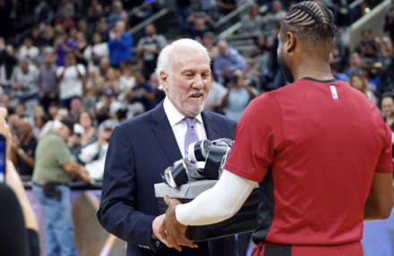 显得尤为重 显得尤为重