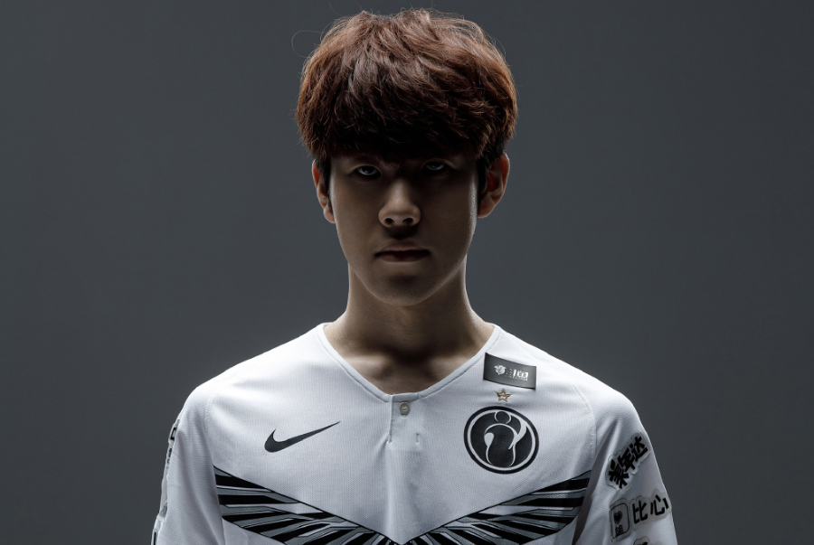 中场防线 中场防线