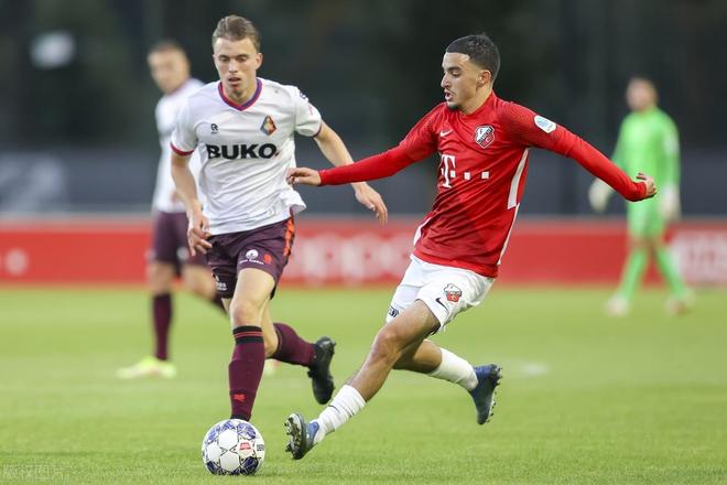 神和文化自 神和文化自