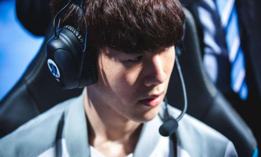 仅在篮下终 仅在篮下终